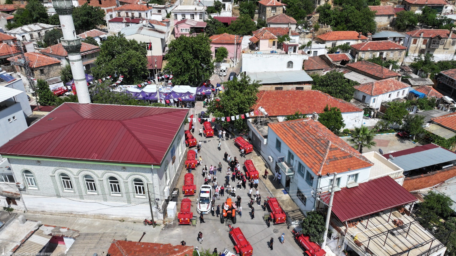 İzmir Büyükşehir Belediyesi yangınlarla mücadelesini güçlendiriyor